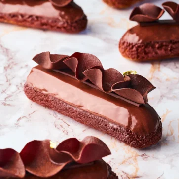 Éclair au chocolat